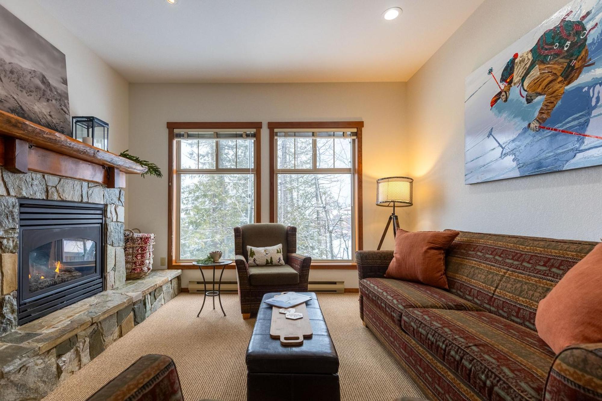 Snow Creek Lodge By Fernie Central Reservations Bagian luar foto