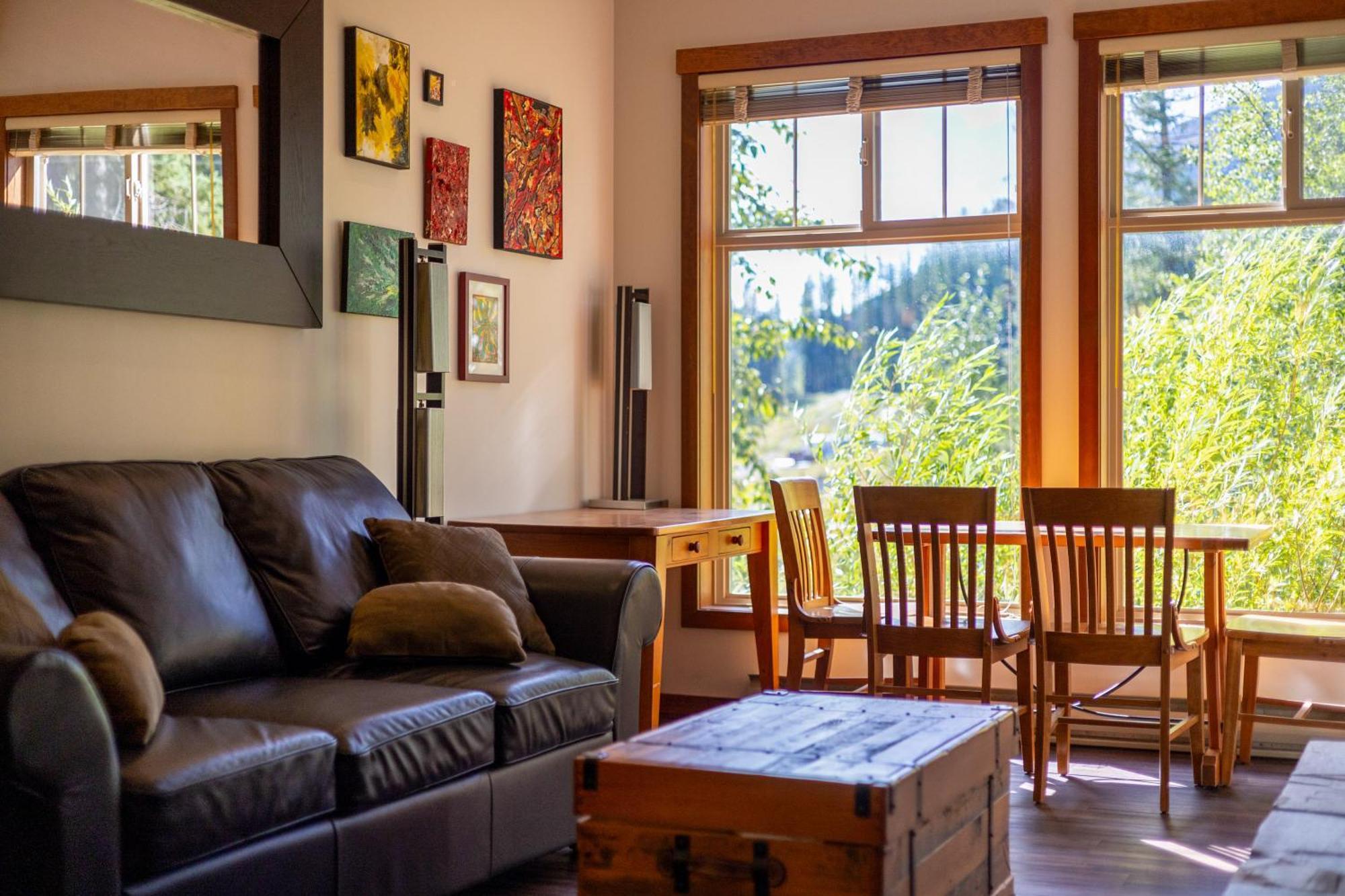 Snow Creek Lodge By Fernie Central Reservations Bagian luar foto