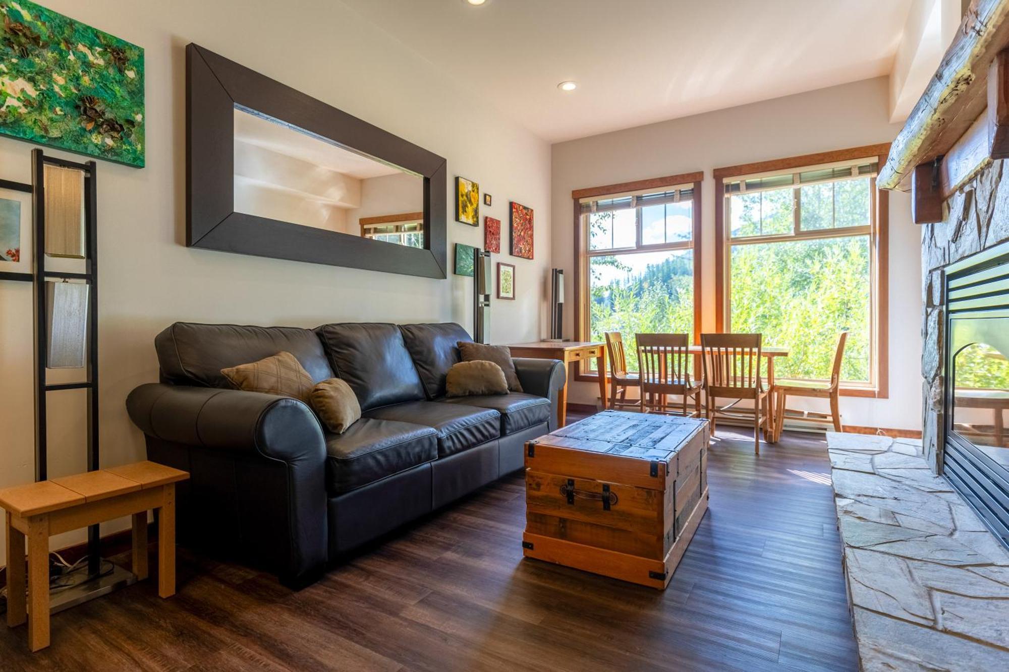 Snow Creek Lodge By Fernie Central Reservations Bagian luar foto