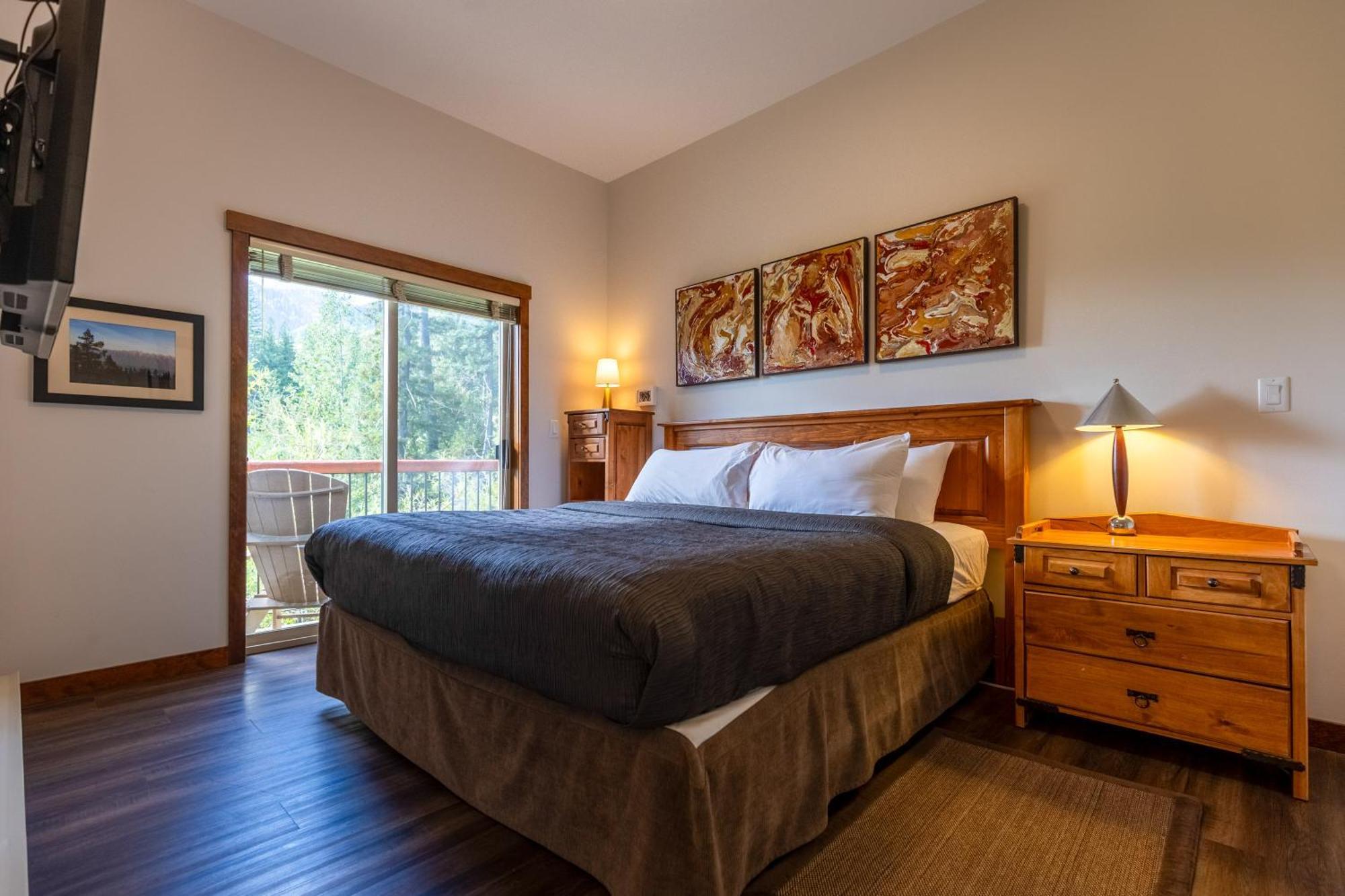 Snow Creek Lodge By Fernie Central Reservations Bagian luar foto