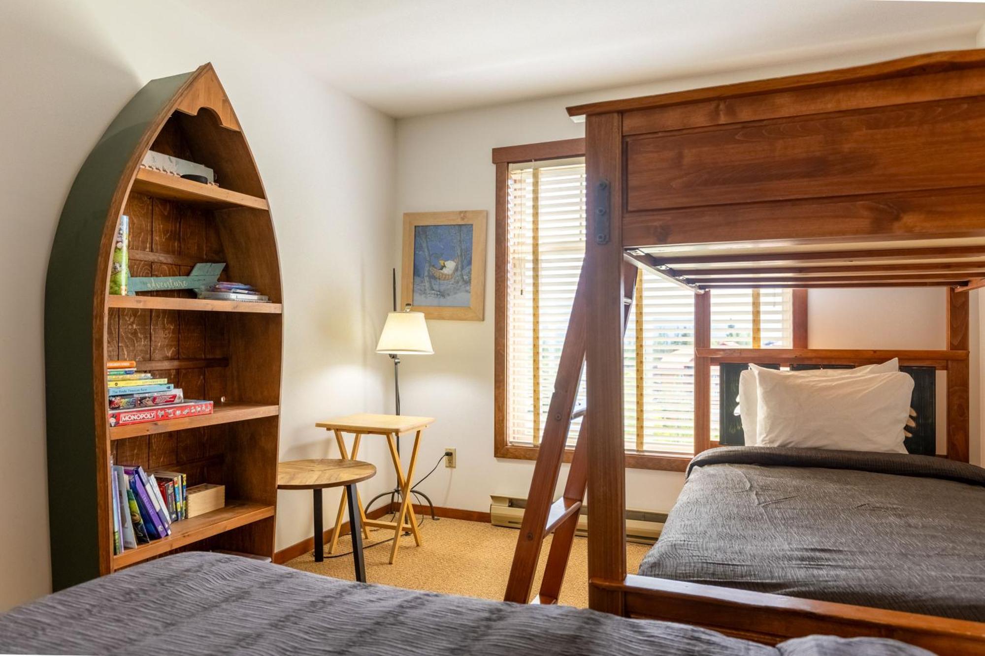 Snow Creek Lodge By Fernie Central Reservations Bagian luar foto